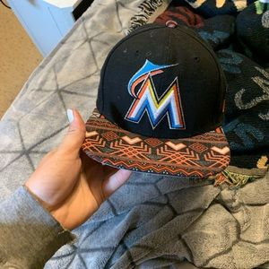 Marlins Snap back MAKE AN OFFER